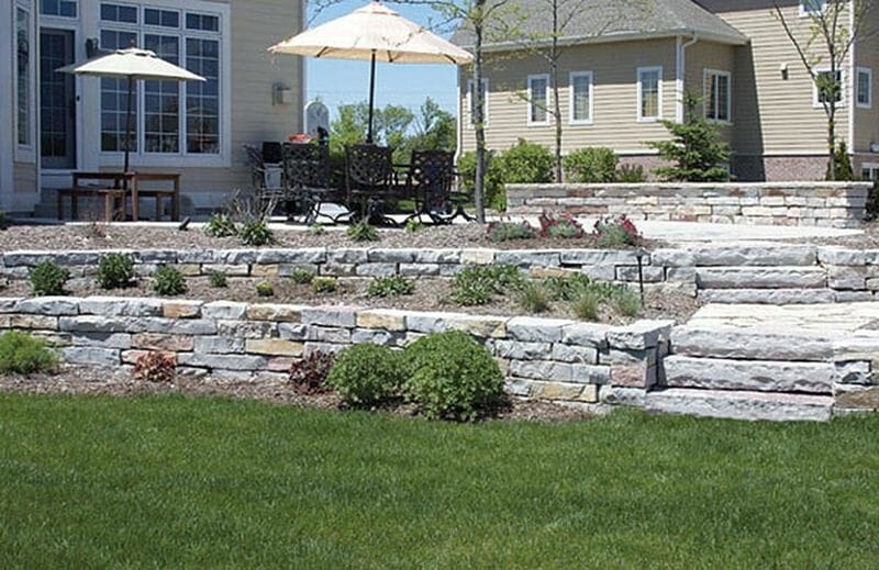 How Natural Stone Can Accent Your Landscaping