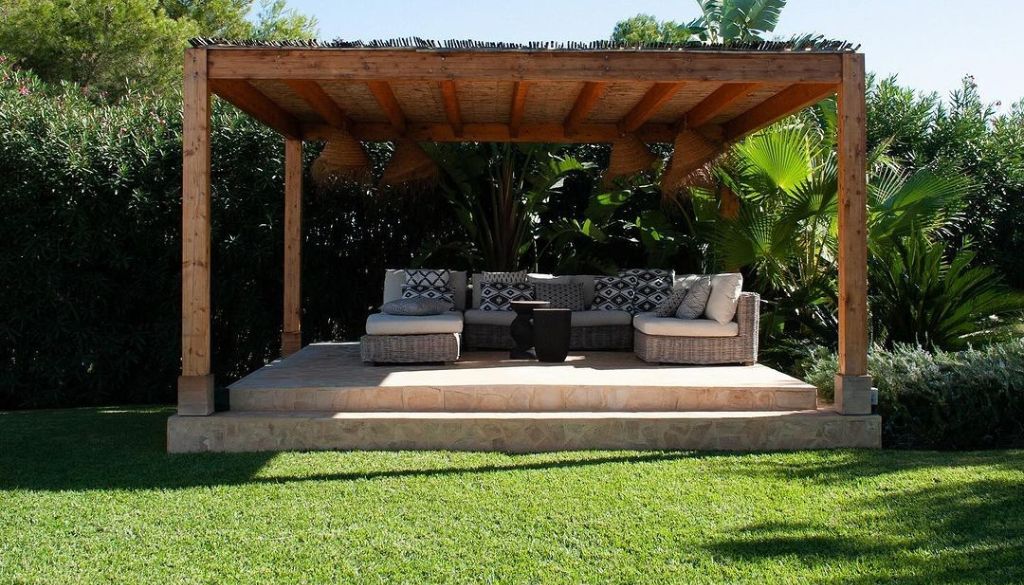Pergolas, Pavilions & Outdoor Rooms